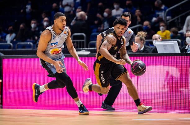 染队友与球 染队友与球