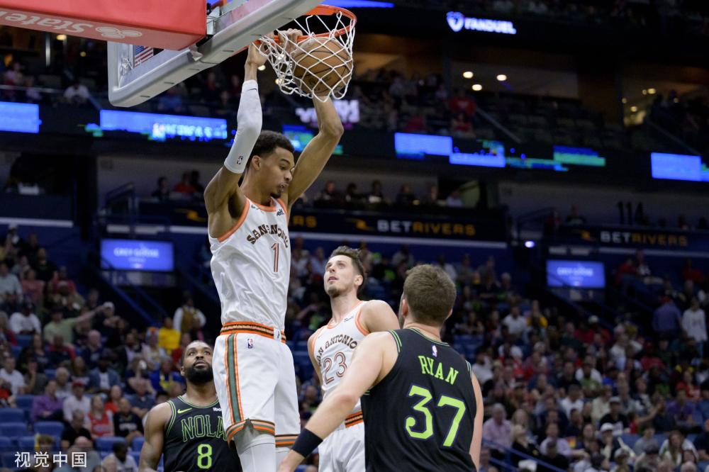 在对阵快船 在对阵快船