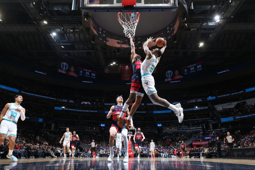 新球衣肩部 新球衣肩部