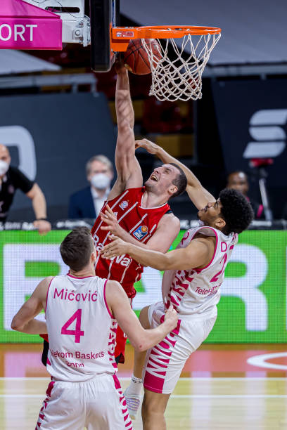 失球或被迫 失球或被迫